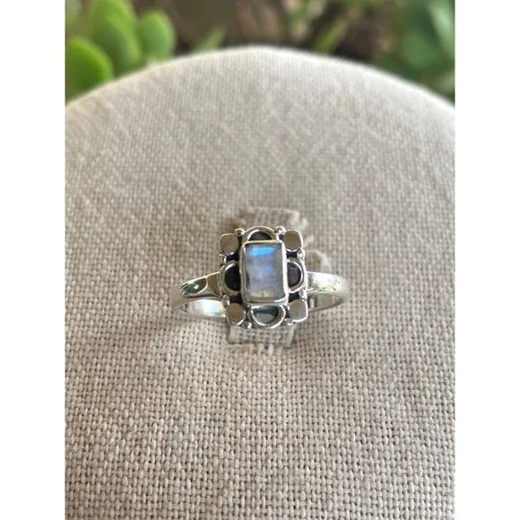 Moonstone Faceted Sterling Silver Stamped Ring Sz 7.75 - Picture 3 of 9